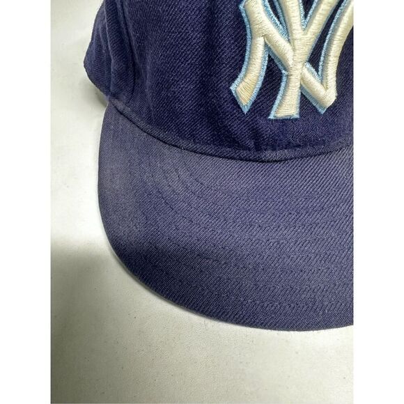 New York Yankees Hat Cap New Era Size 7 1/2 Fitted 59Fifty Wool Y2K Blue - Picture 2 of 13